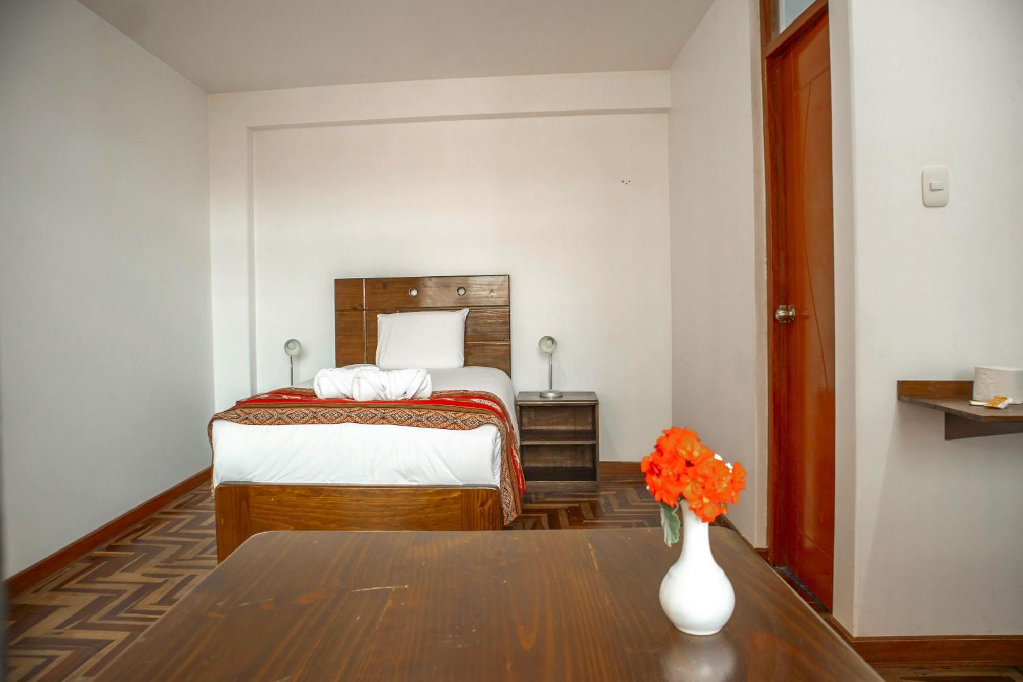 Hotel Del Prado Hometown クスコ エクステリア 写真