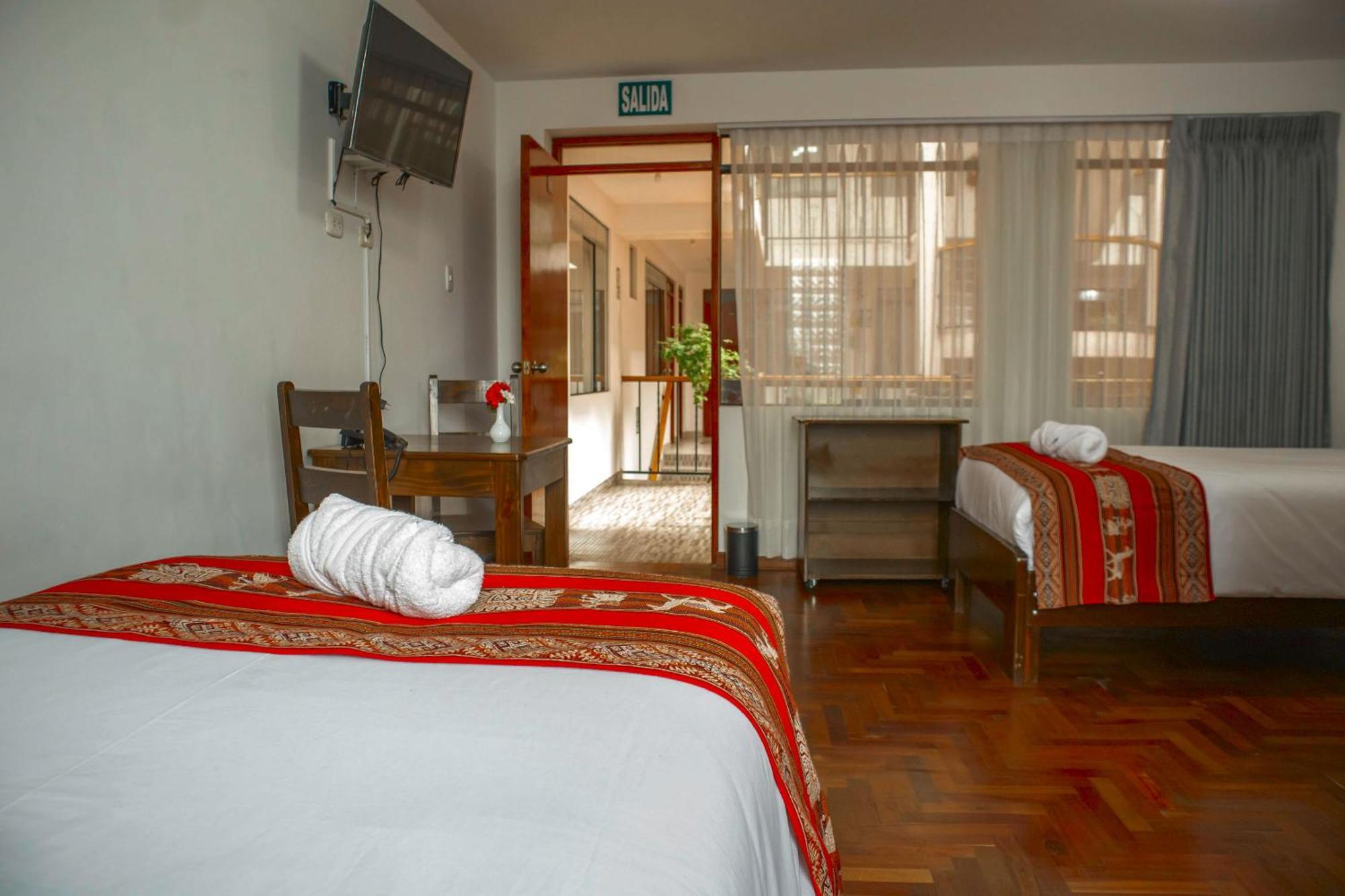Hotel Del Prado Hometown クスコ エクステリア 写真