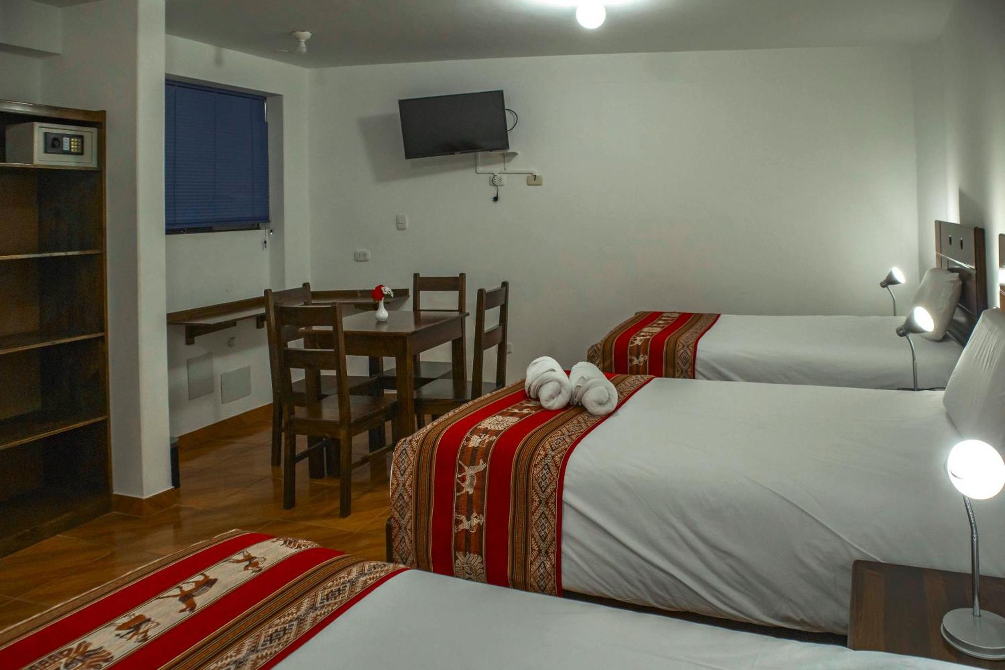 Hotel Del Prado Hometown クスコ エクステリア 写真